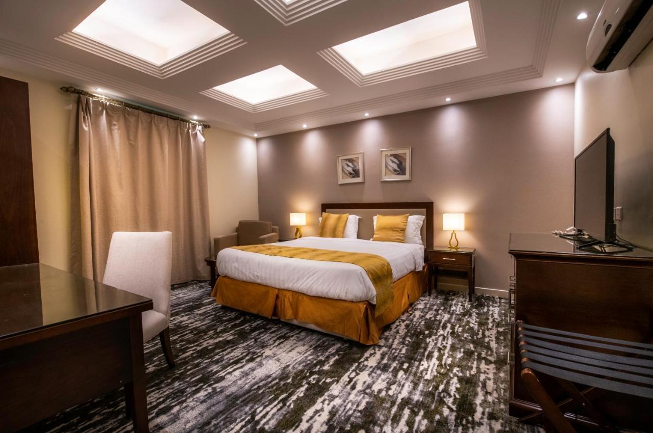 Golden Rose Hotel Jīzān Eksteriør bilde